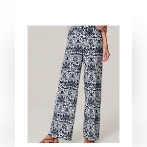 LOFT Marisa Linen Blend Wide Leg Dress Pants Navy Floral on White Size 4P